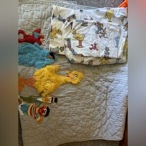 Pottery Barn Kids Sesame Street Toddler Sheet Set & Quilt